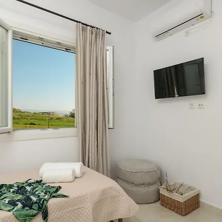 Orkos Naxian Wave Apartment